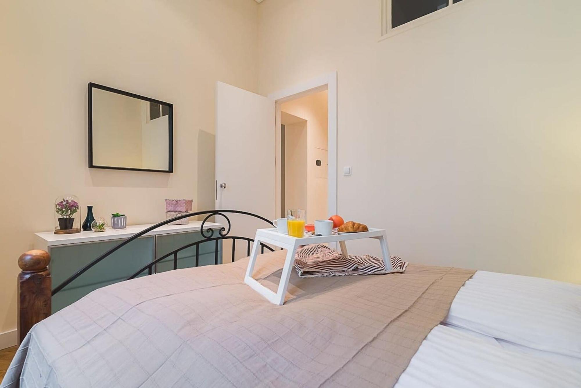 Rent Like Home - Hoza 39 Varsovie Extérieur photo