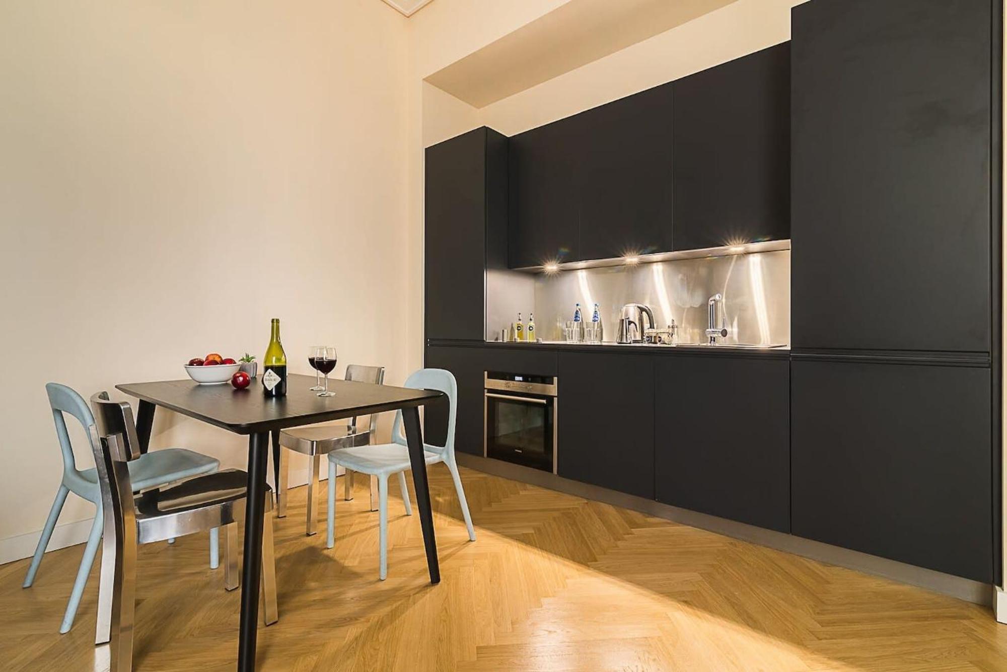 Rent Like Home - Hoza 39 Varsovie Extérieur photo